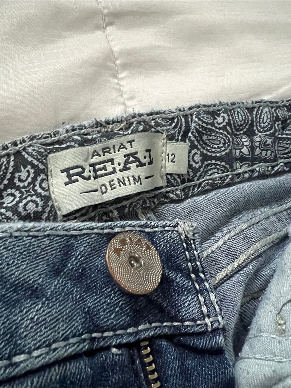 Ariat Girl’s Medium Blue Bootcut Jeans - Picture 2 of 5
